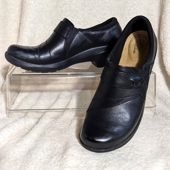 Women's Black Clarks Ultimate Comfort Collection |‎ Size 7.5 M - Picture 1 of 10